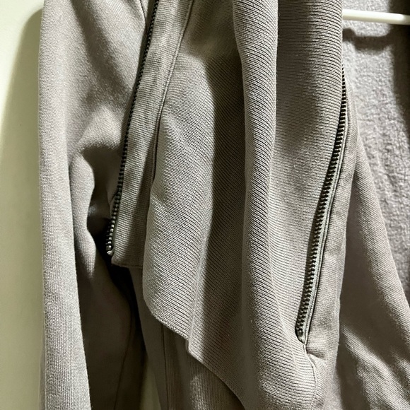ALLSAINTS Dahlia grey Sweatshirt with zipper on the collar - Picture 13 of 16